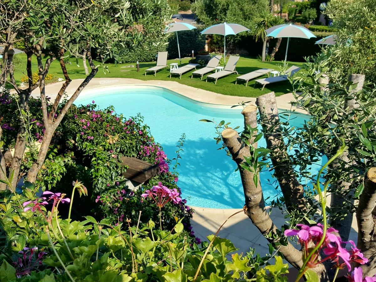 Geco Di Giada Art Suites - Adult Only Porto Rotondo Dış mekan fotoğraf