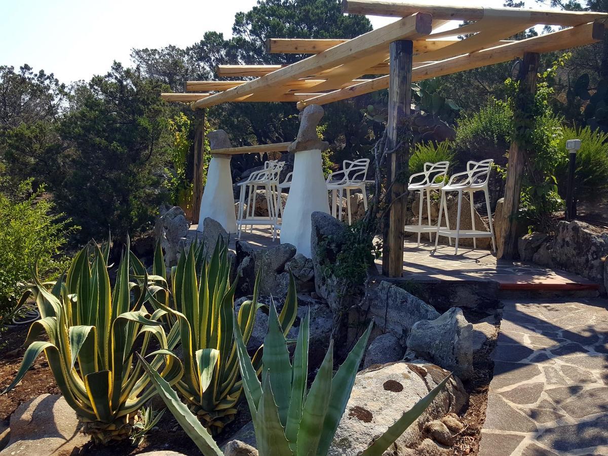 Geco Di Giada Art Suites - Adult Only Porto Rotondo Dış mekan fotoğraf