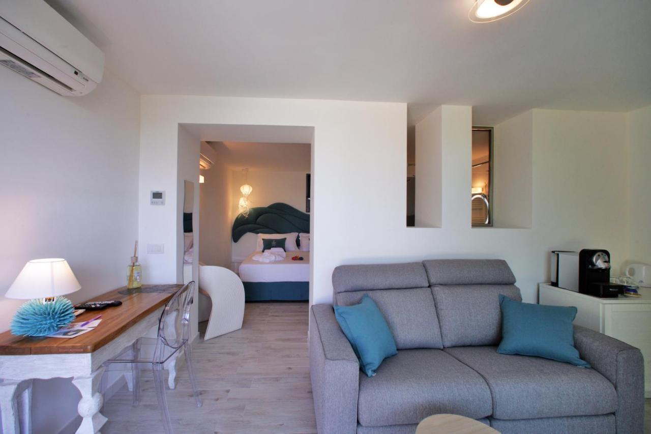 Geco Di Giada Art Suites - Adult Only Porto Rotondo Dış mekan fotoğraf